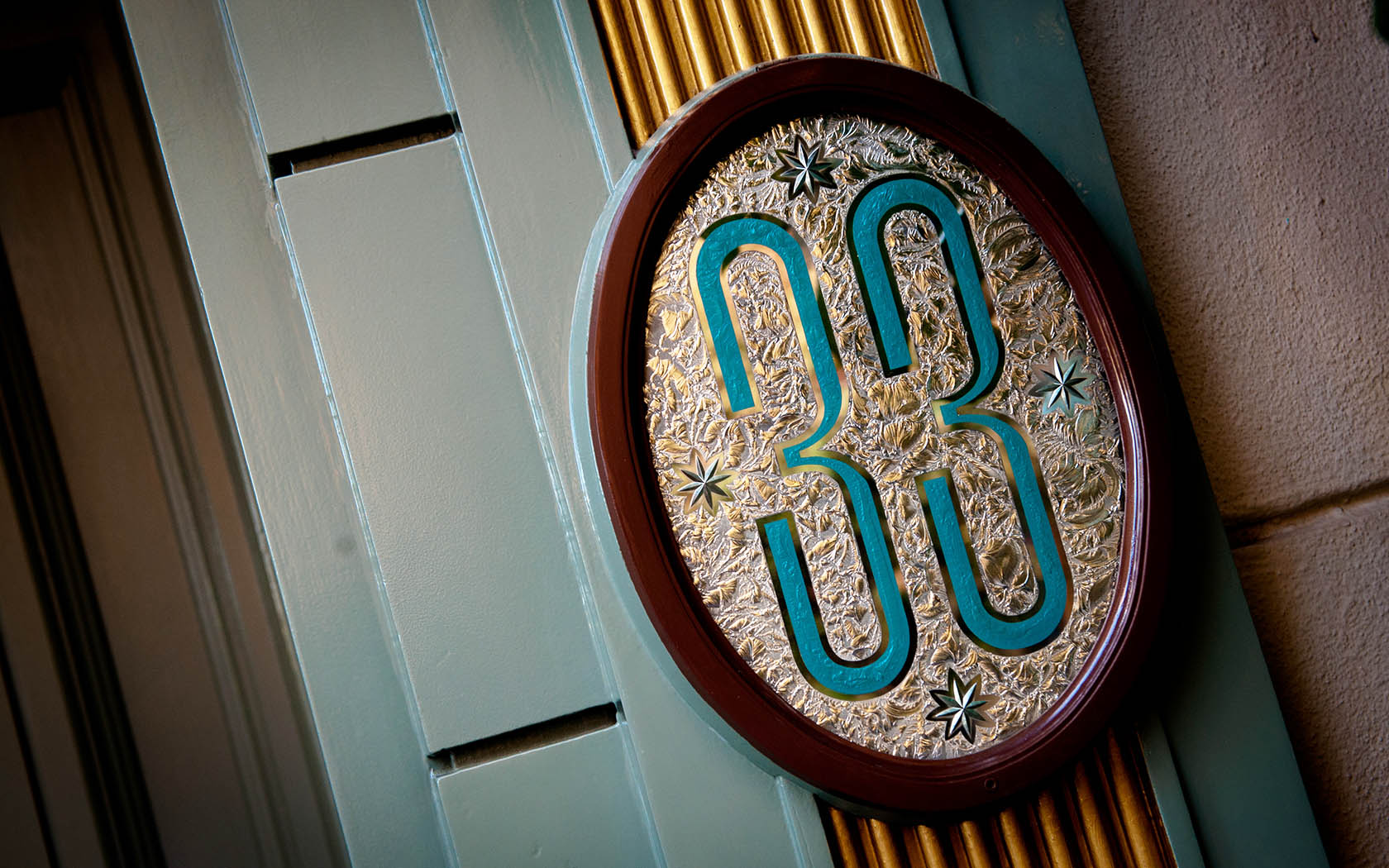 Disneyland Club 33
