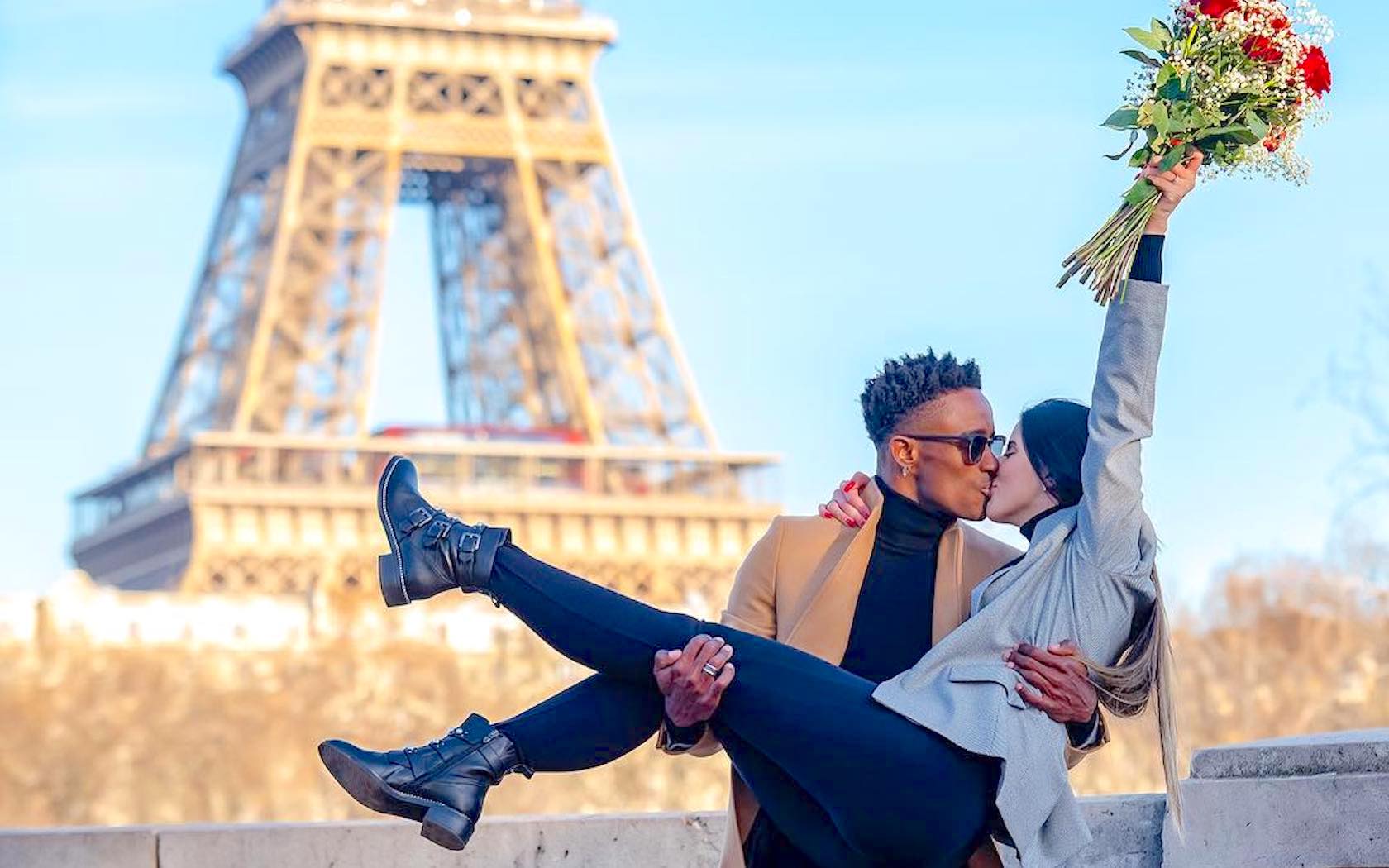 Dating Overseas: Travel Advice For Single People