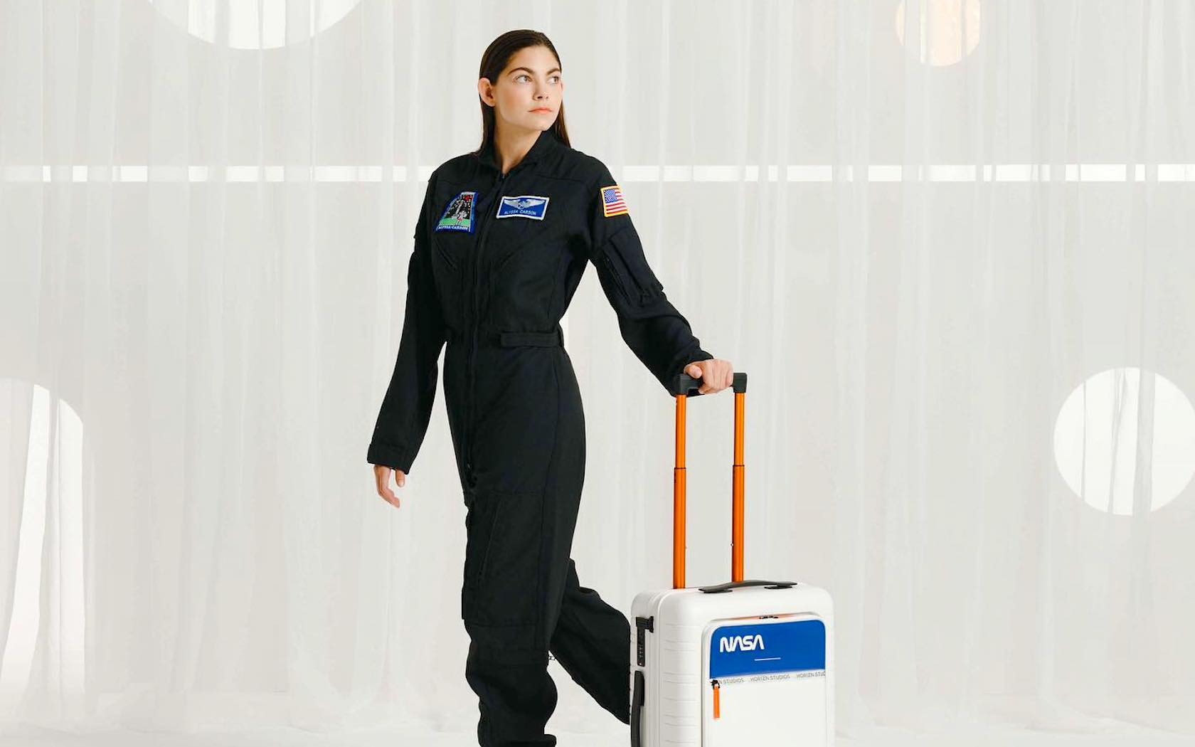 Horizn One Suitcase Has Been Designed By NASA For Space Travel